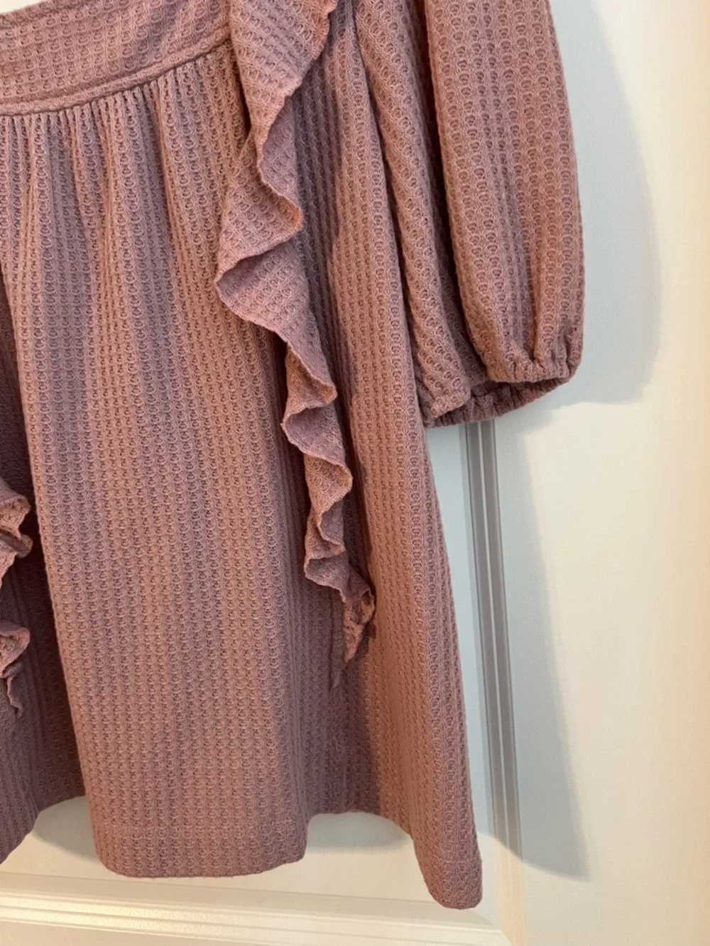 In Loom Ruffle Short-sleeve Top - L - Picture 4 of 11
